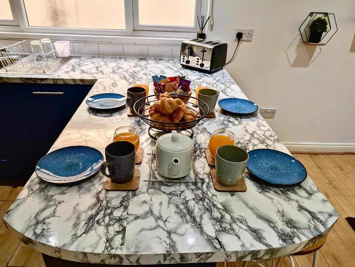 Apartmán Spacious 3-Bedroom Sleeps 6 Near City Centre Cardiff
